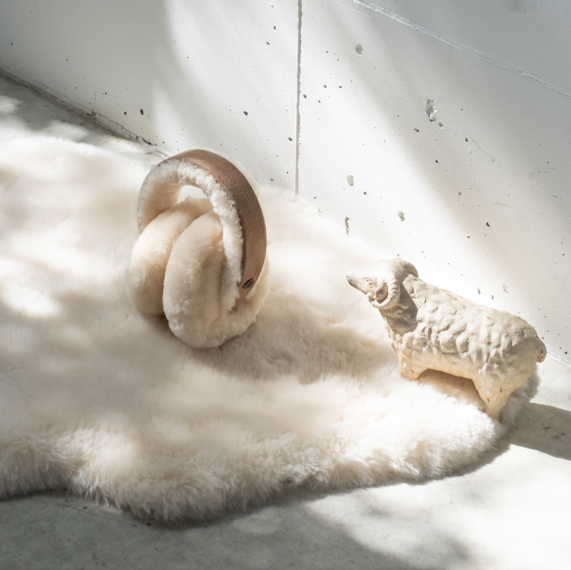 Angahook Earmuff