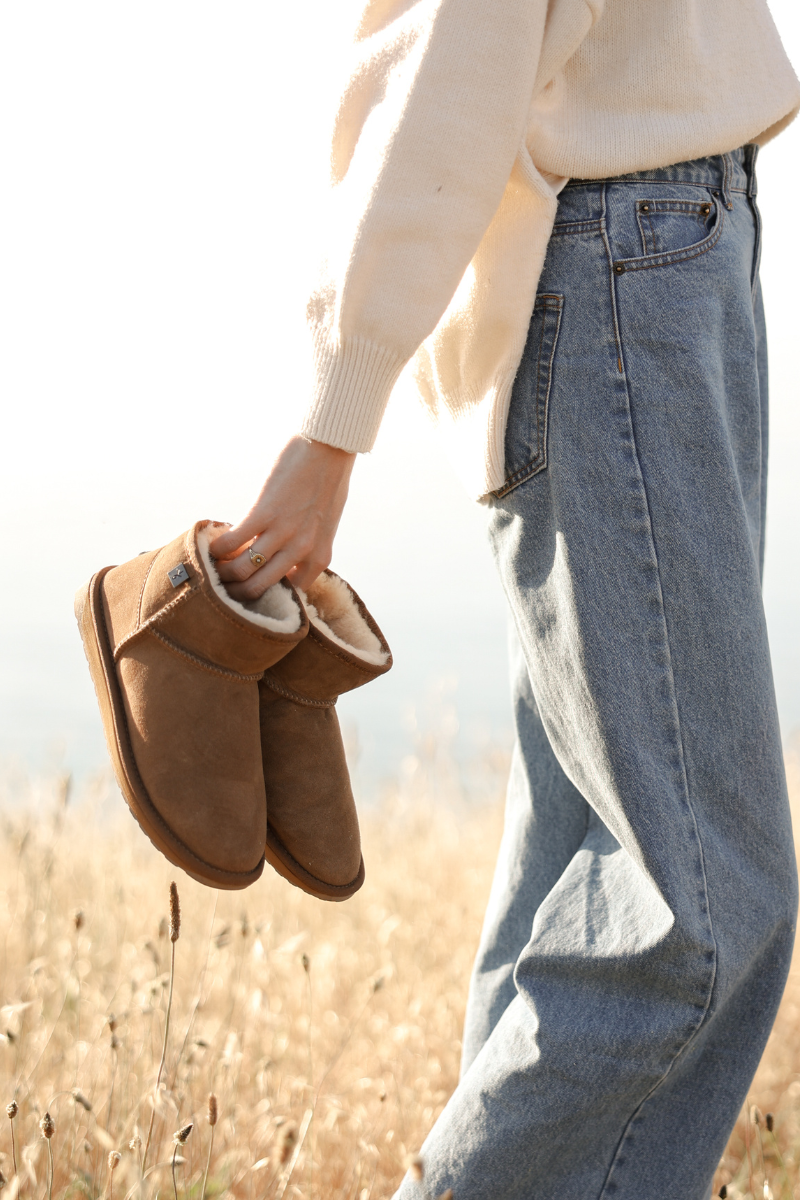 新年特売( エミュー) EMUGG ムートンブーツ チョコ 24cm EMU Australia